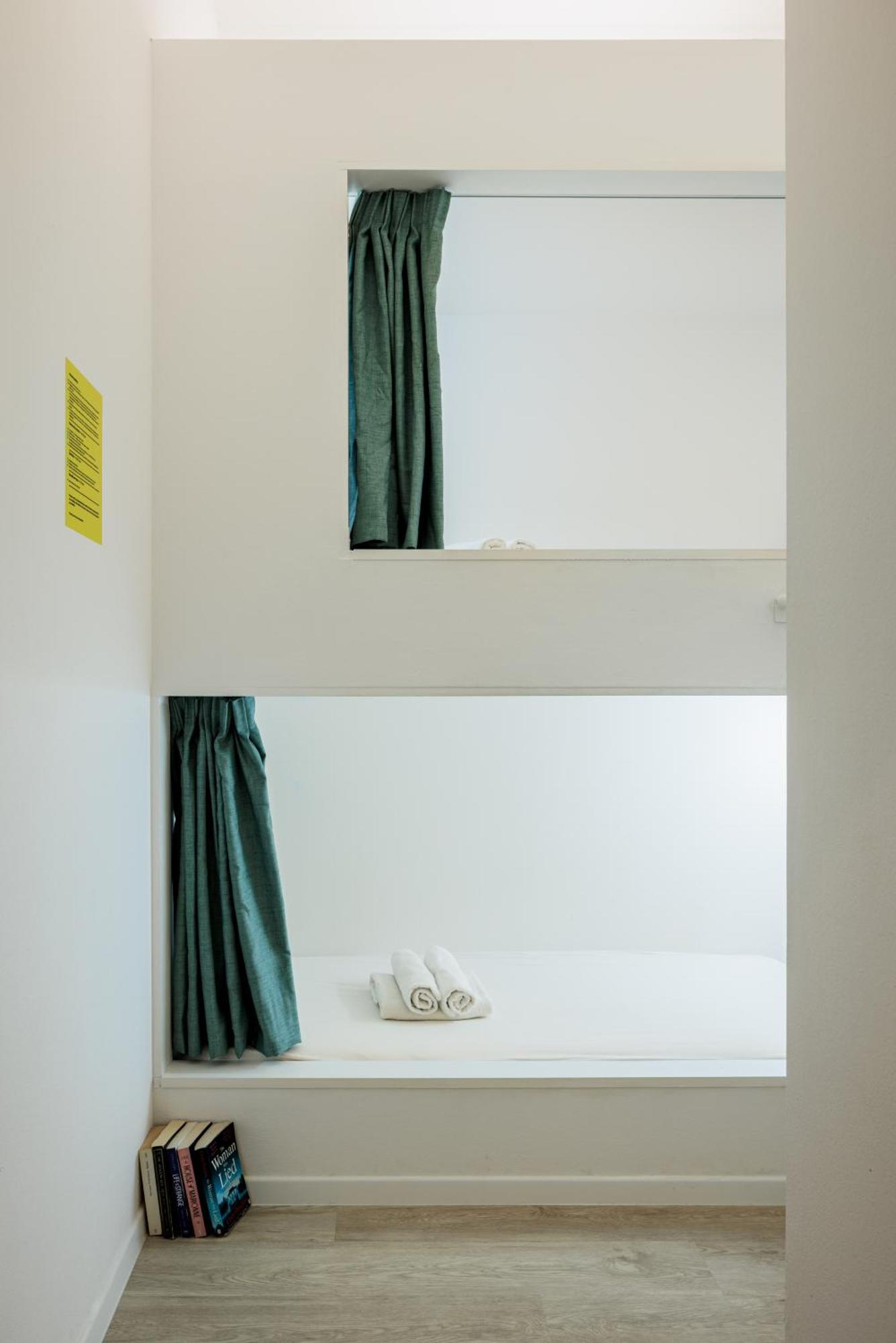 Bed 6-Bed Mixed Dormitory Room