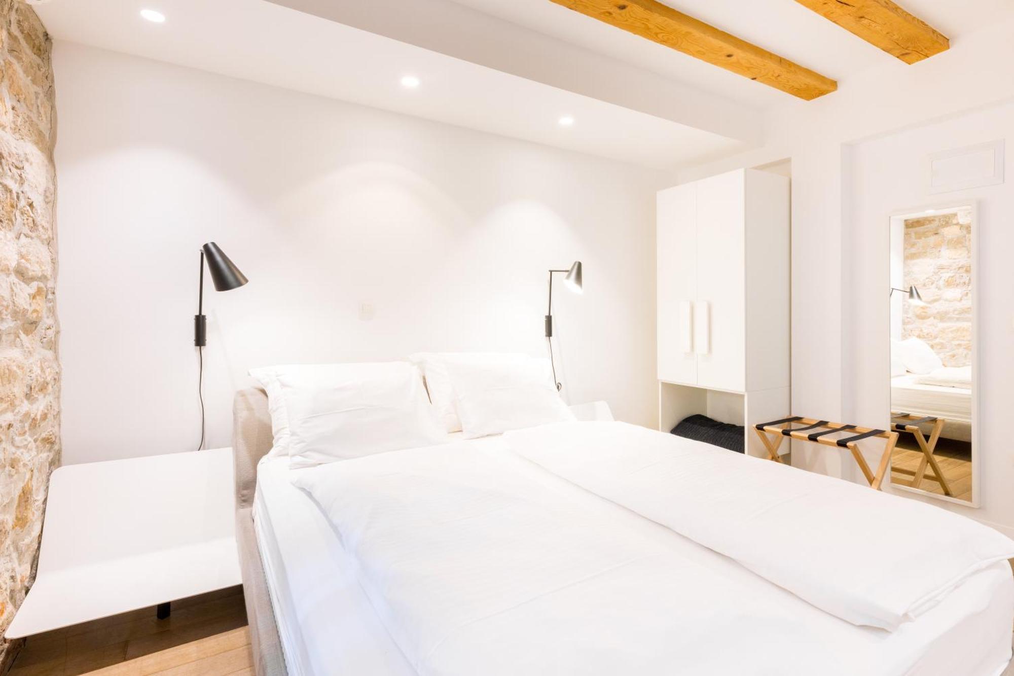 Double Room Street View