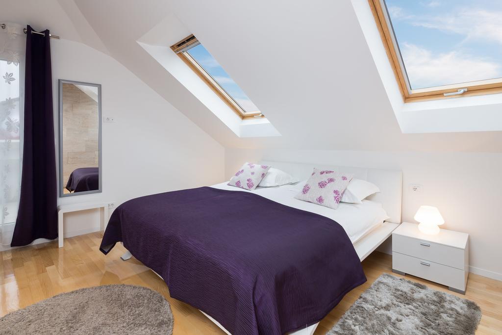 Deluxe Double Room Balcony