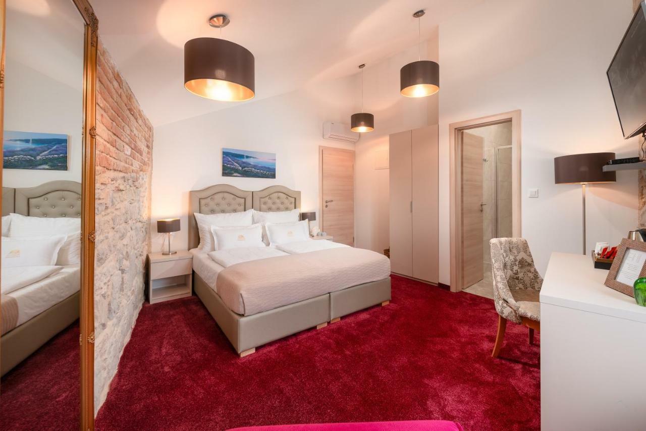 Deluxe Triple Room,828586367:JPEG