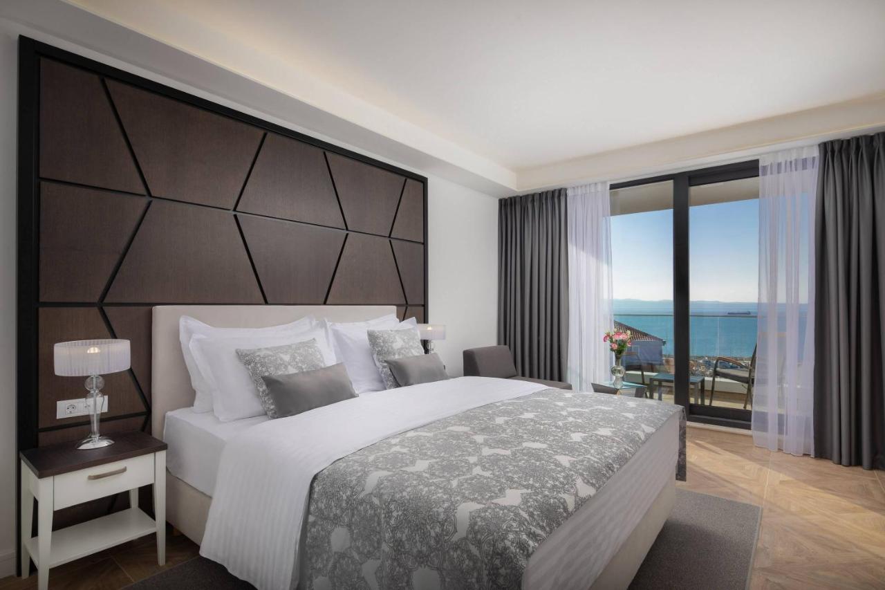 Adria King Bed Room Sea View,1180589383:JPEG