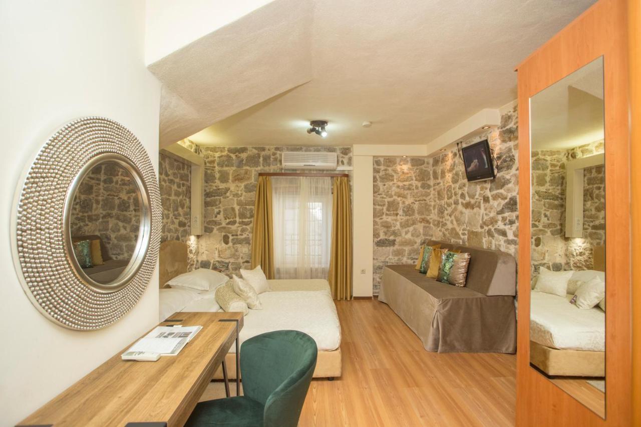 Superior Double or Twin Room,989501395:JPEG