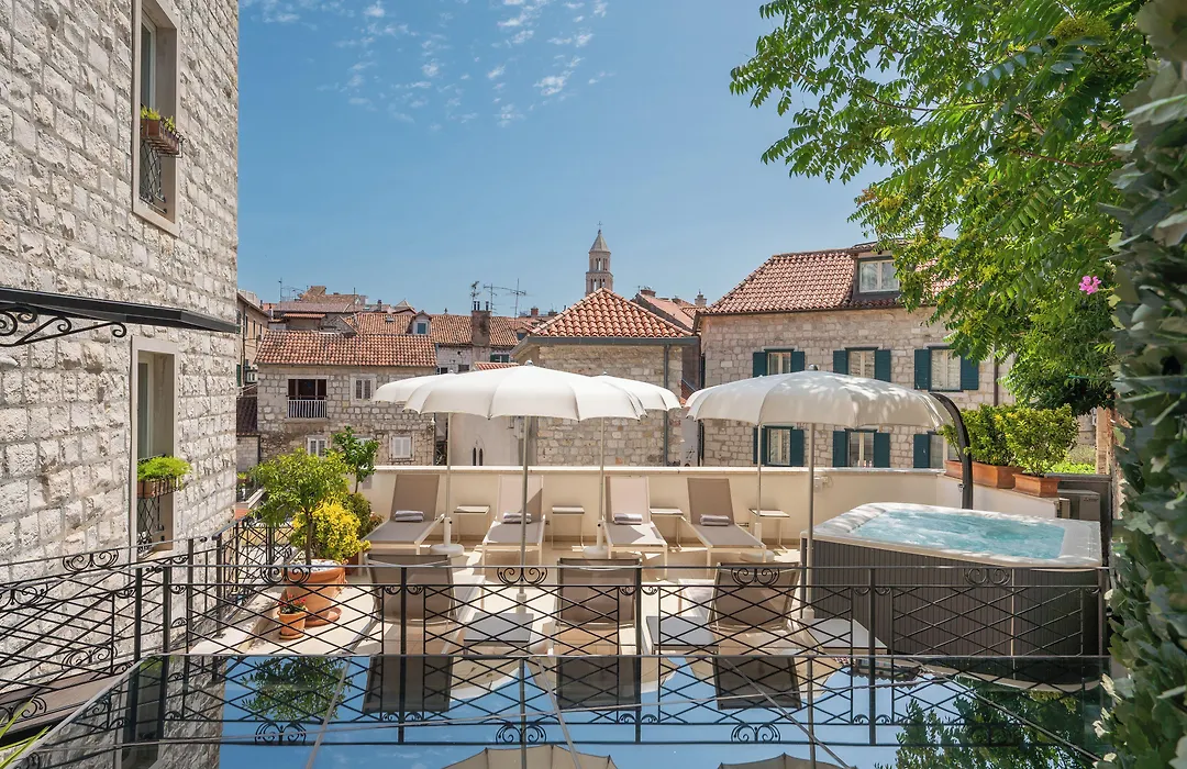 Marmont Heritage Hotel (Adults Only)-1